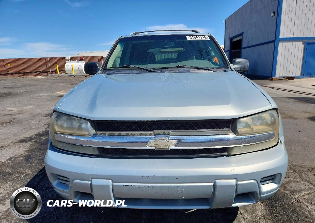 2008 Chevrolet Trailblazer Ls VIN:1GNDT13S182235123 - 5
