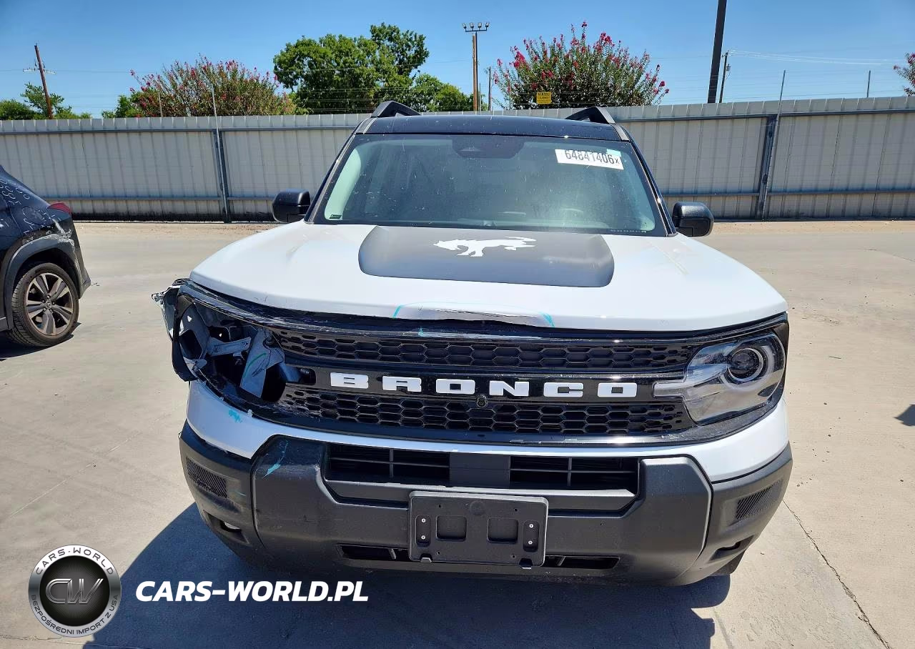 2025 Ford Bronco Sport Outer Banks VIN:3FMCR9CN7SRF69487 - 5