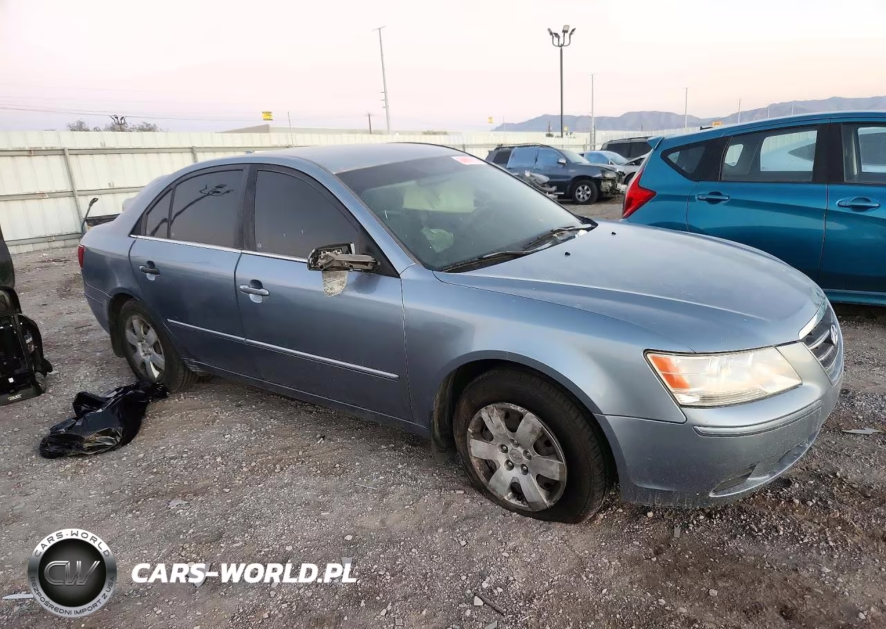 2010 Hyundai Sonata Gls VIN:5NPET4ACXAH641979 - 4