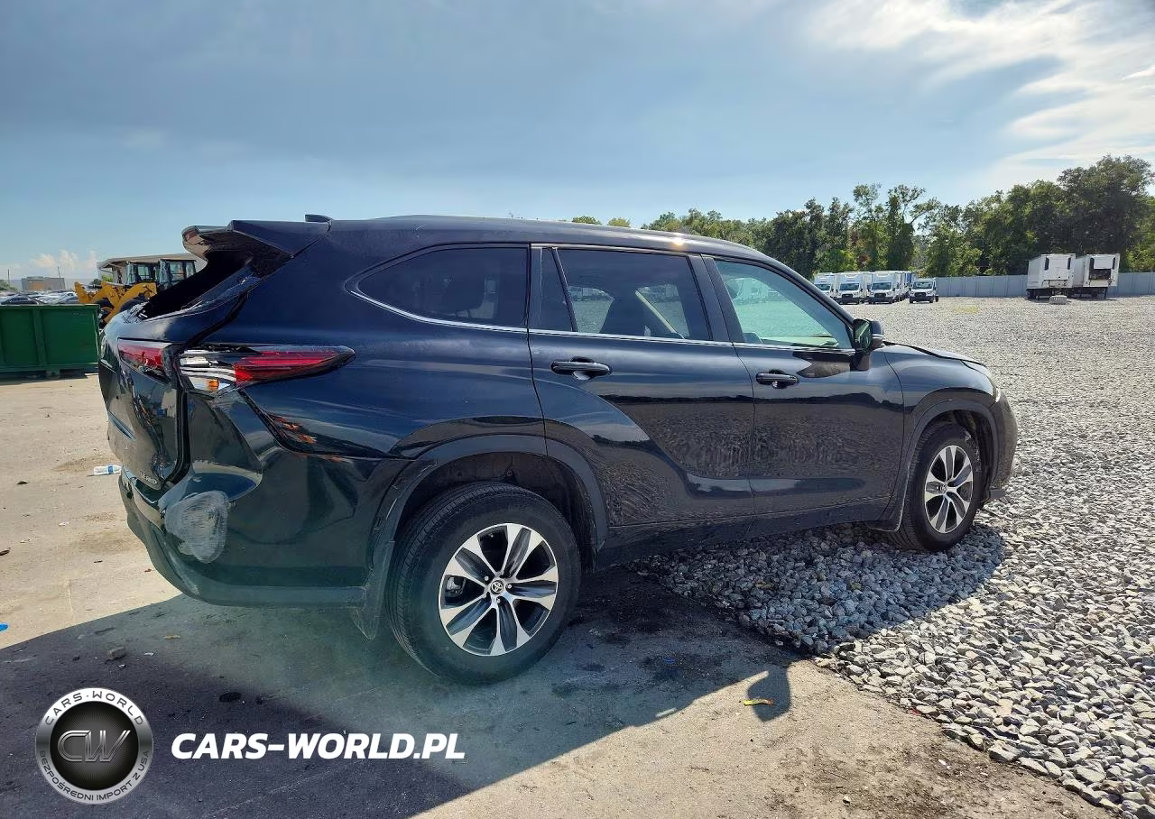 2024 Toyota Highlander Xle VIN:5TDKDRBH5RS555847 - 3