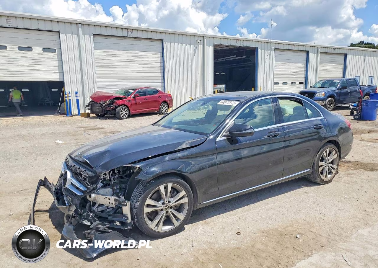 2018 Mercedes-Benz C 300 VIN:WDDWF4JB5JR405337 - 1