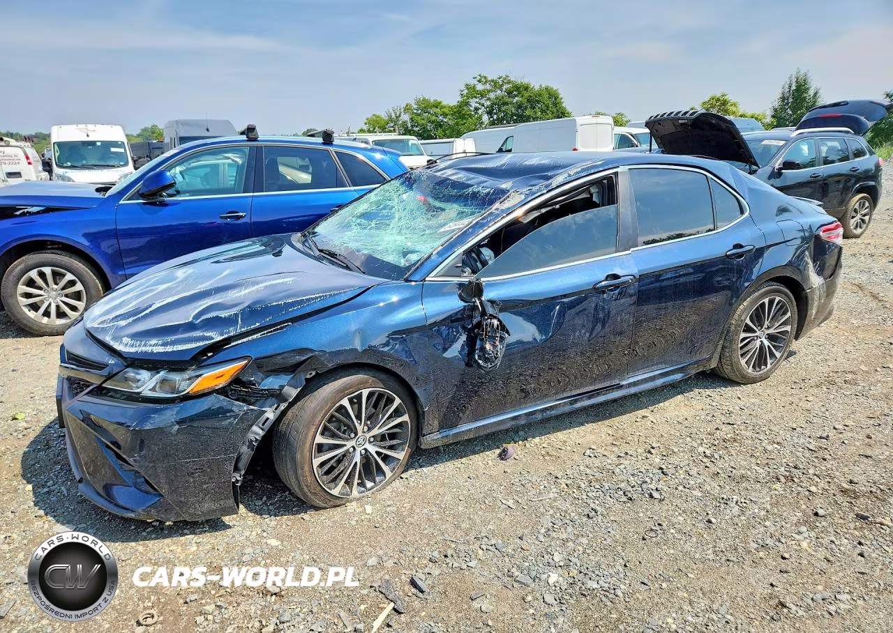 2020 Toyota Camry Se – zdjęcie 1 z 12