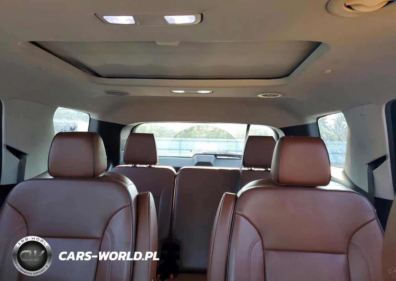 2019 Chevrolet Traverse High Country VIN:1GNEVJKW6KJ206149 - 10