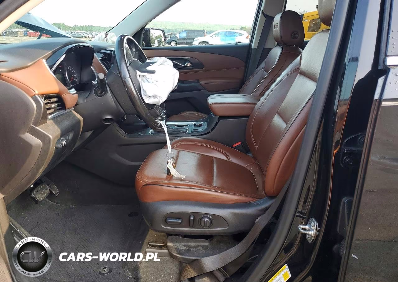 2019 Chevrolet Traverse High Country VIN:1GNEVJKW6KJ206149 - 7