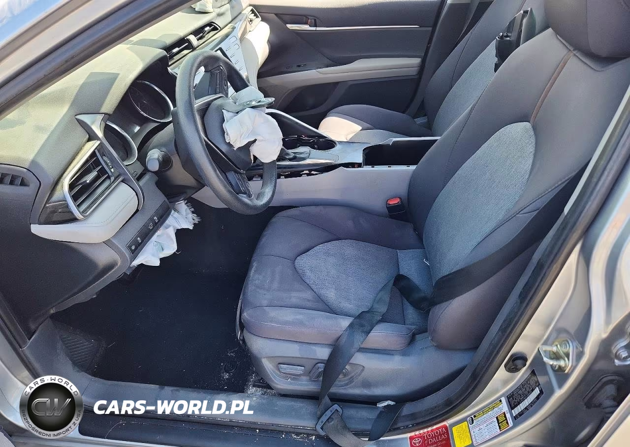 2020 Toyota Camry Le VIN:4T1C11AK7LU896628 - 7