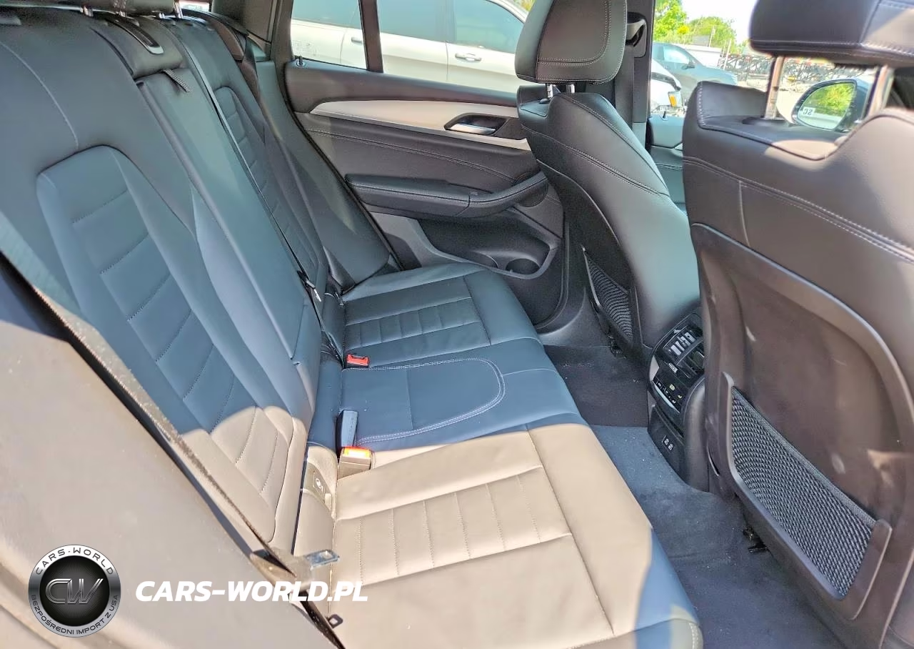 2021 BMW X3 xDrive30I VIN:5UXTY5C08M9G87925 - 11