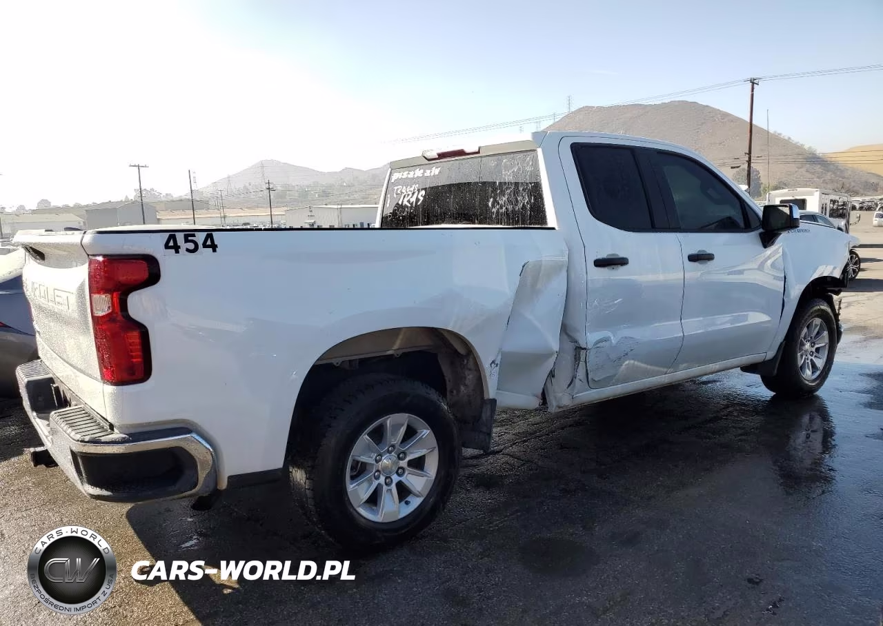 2019 Chevrolet Silverado C1500 VIN:1GCRWAEH9KZ311757 - 3