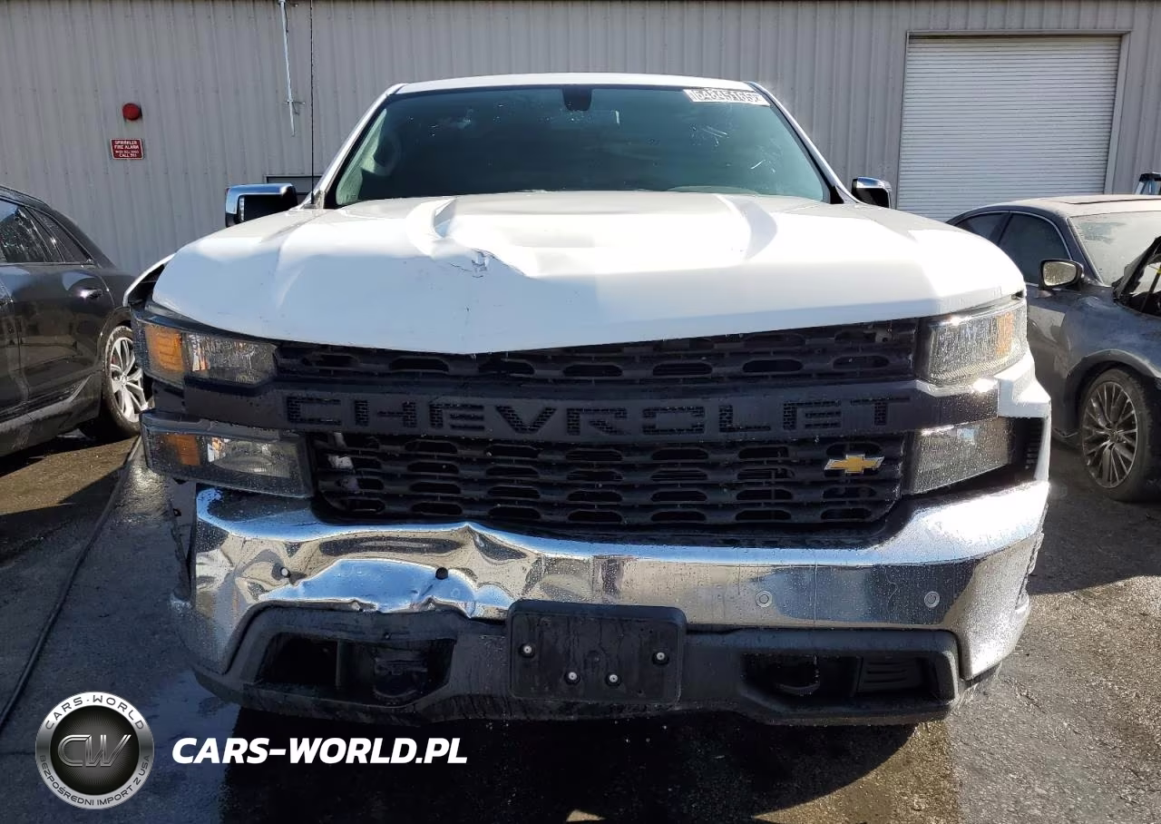 2019 Chevrolet Silverado C1500 VIN:1GCRWAEH9KZ311757 - 5