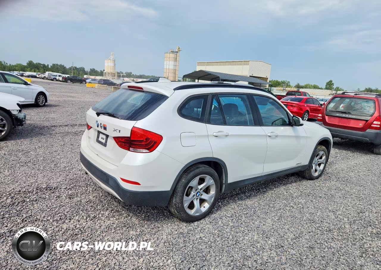 2013 BMW X1 Sdrive28I VIN:WBAVM1C55DVL64072 - 3