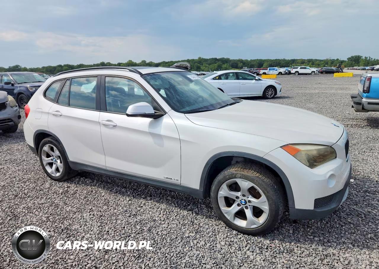 2013 BMW X1 Sdrive28I VIN:WBAVM1C55DVL64072 - 4