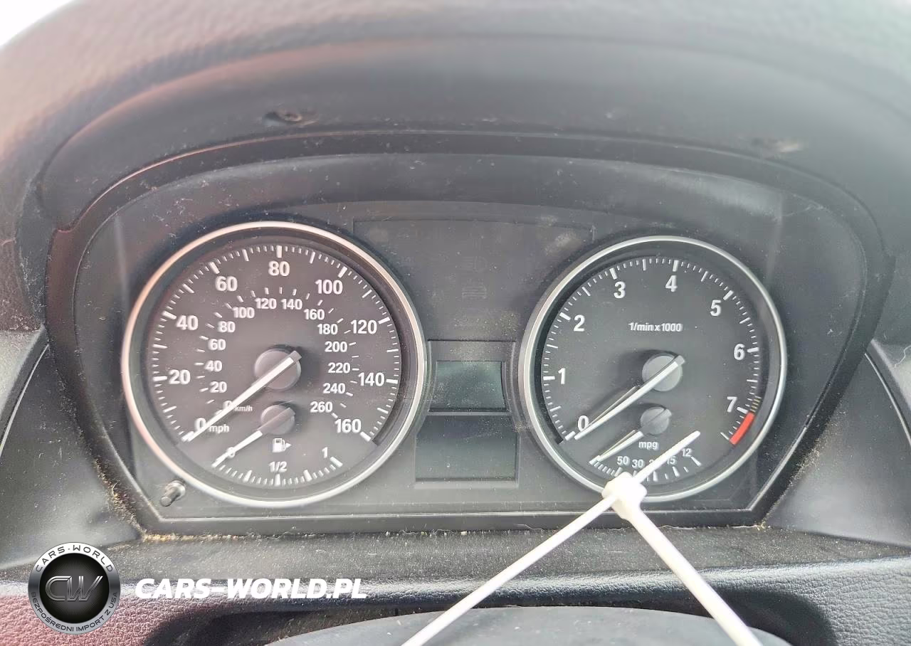 2013 BMW X1 Sdrive28I VIN:WBAVM1C55DVL64072 - 9