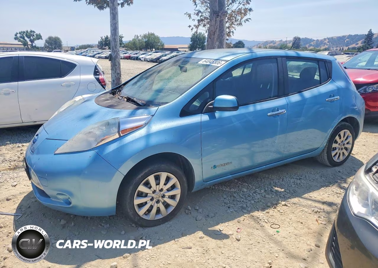 2015 Nissan Leaf S