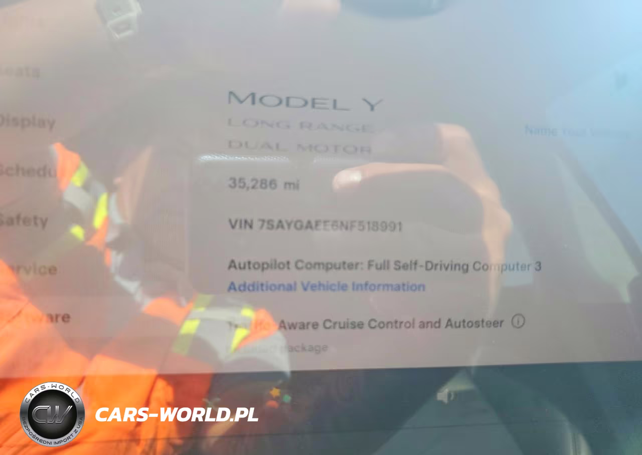 2022 Tesla Model Y VIN:7SAYGAEE6NF518991 - 9