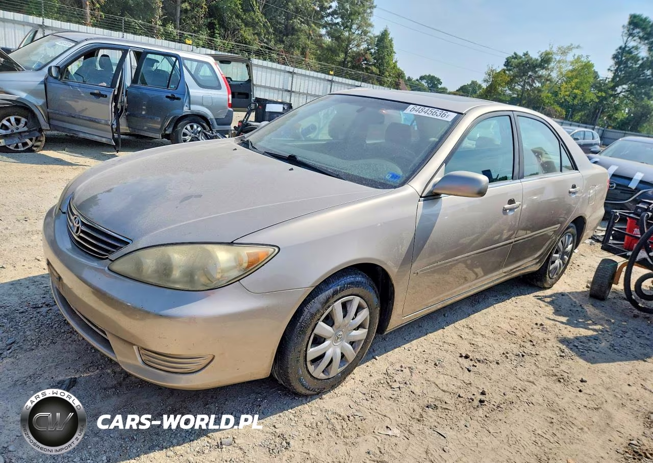 2005 Toyota Camry Le