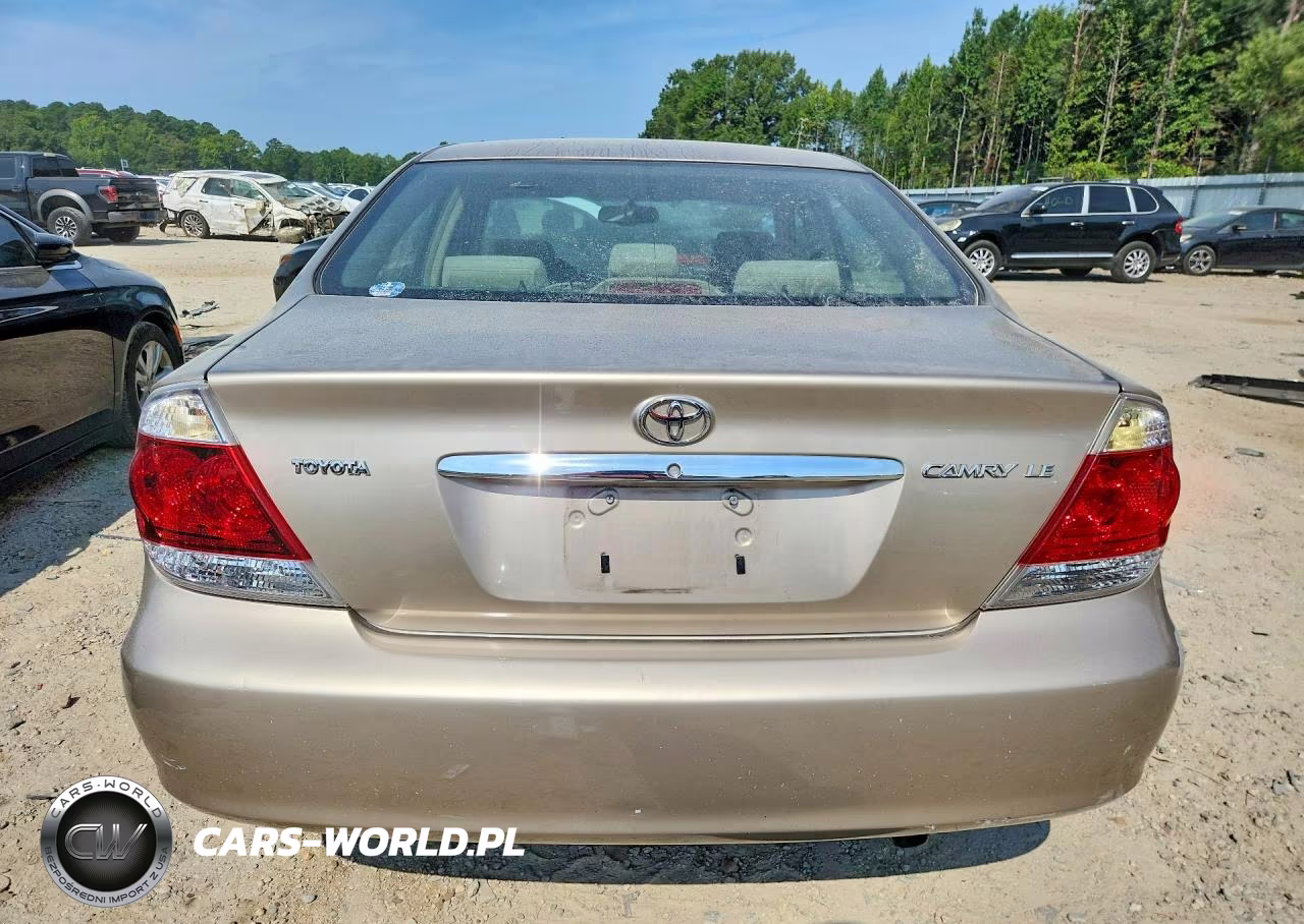 2005 Toyota Camry Le VIN:JTDBE32K450313442 - 6