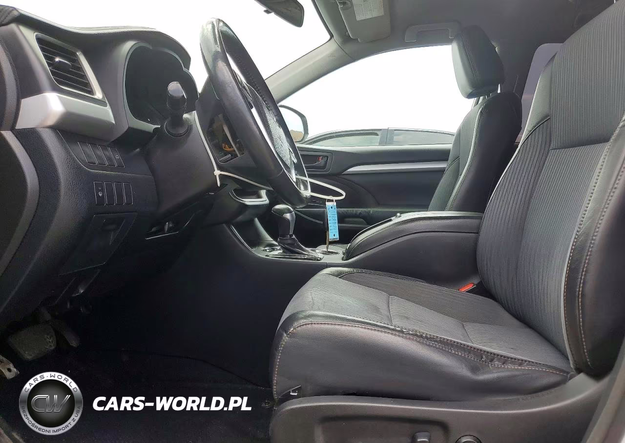 2015 Toyota Highlander Le Plus VIN:5TDZKRFH5FS081098 - 7