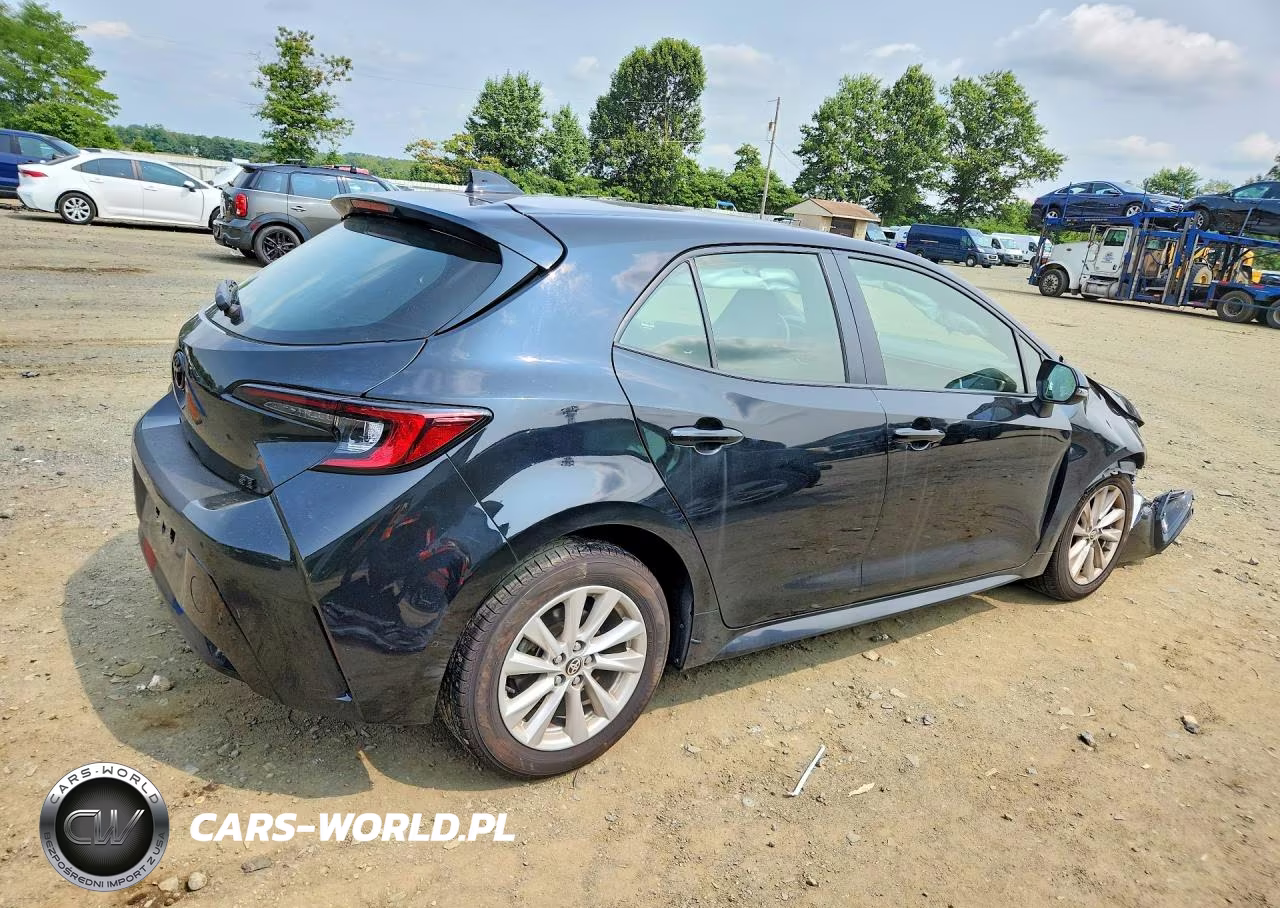 2024 Toyota Corolla Hatchback Se VIN:JTND4MBE5R3230341 - 3