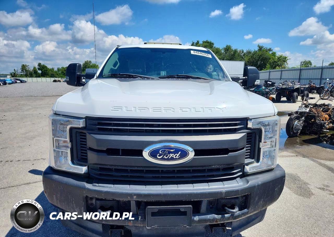 2017 Ford F250 Super Duty VIN:1FT7X2B66HED00616 - 5