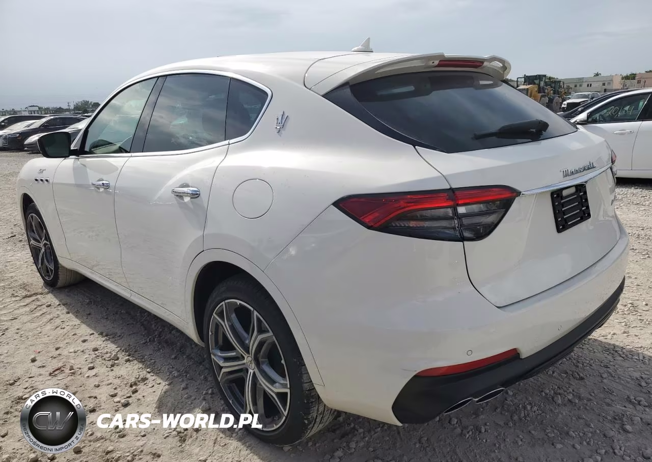 2022 Maserati Levante Base VIN:ZN661XUA4NX394635 - 2