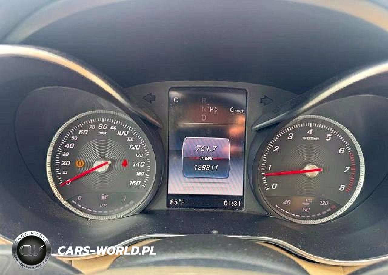 2017 Mercedes-Benz C 300 4Matic VIN:55SWF4KB8HU221677 - 10