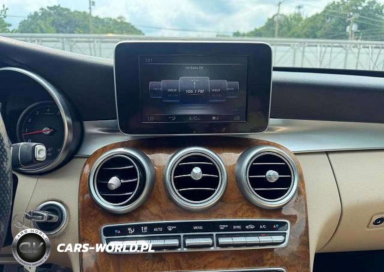 2017 Mercedes-Benz C 300 4Matic VIN:55SWF4KB8HU221677 - 8