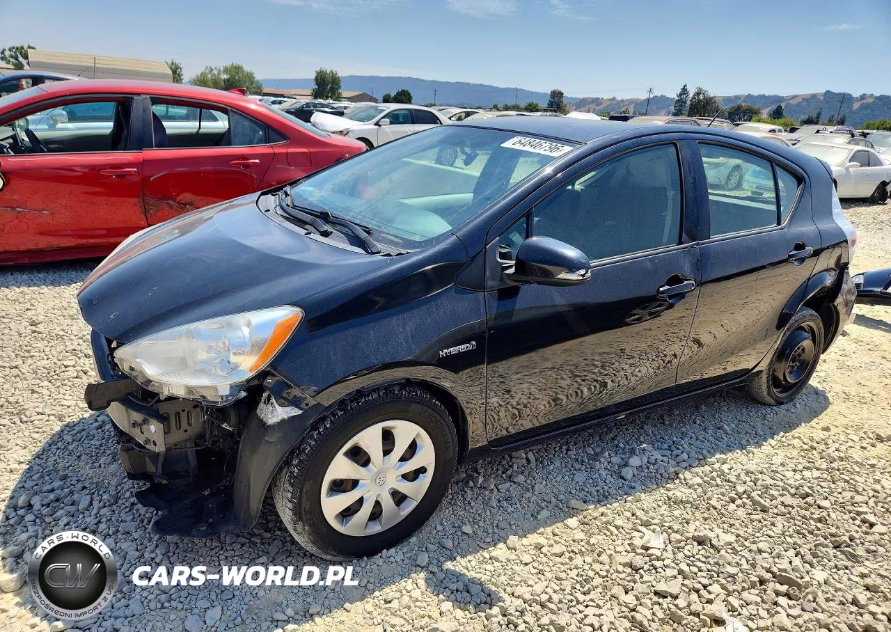 2013 Toyota Prius C Two