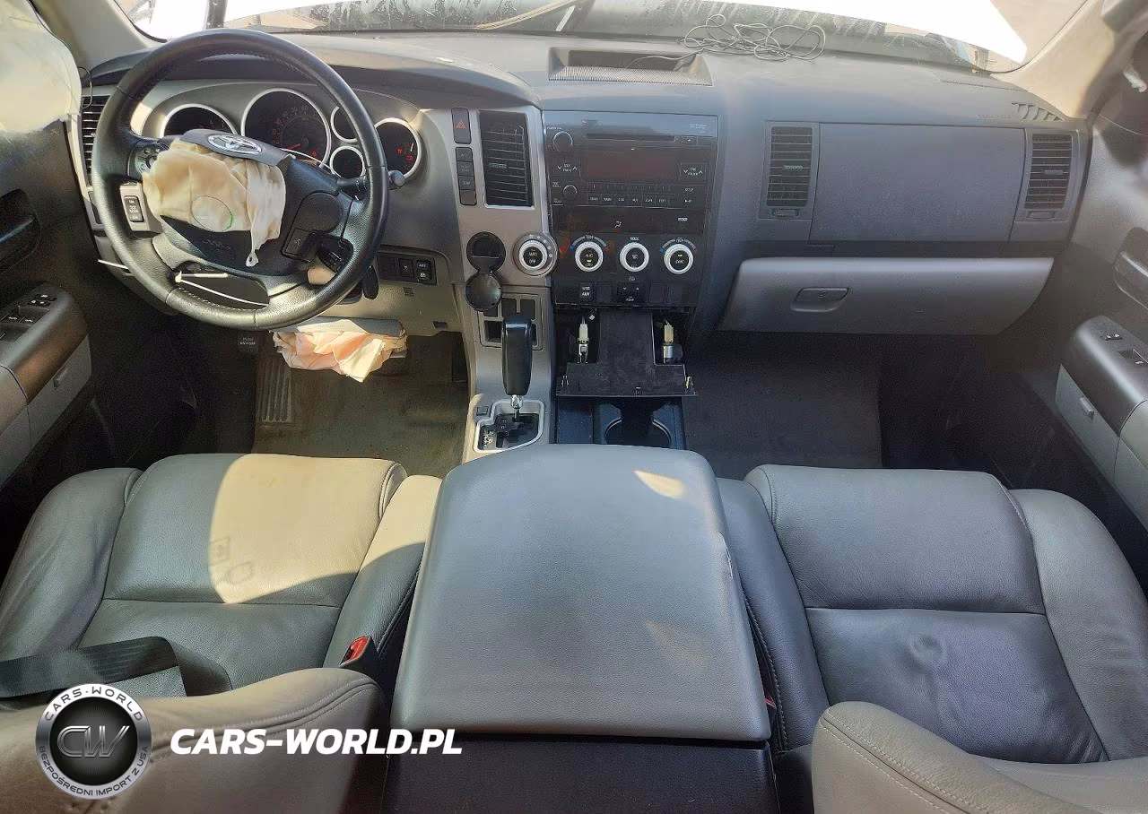 2011 Toyota Sequoia Sr5 VIN:5TDZY5G1XBS035396 - 8