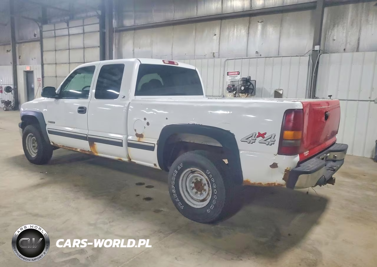 1999 Chevrolet Silverado K2500 VIN:1GCGK29U7XZ210854 - 2