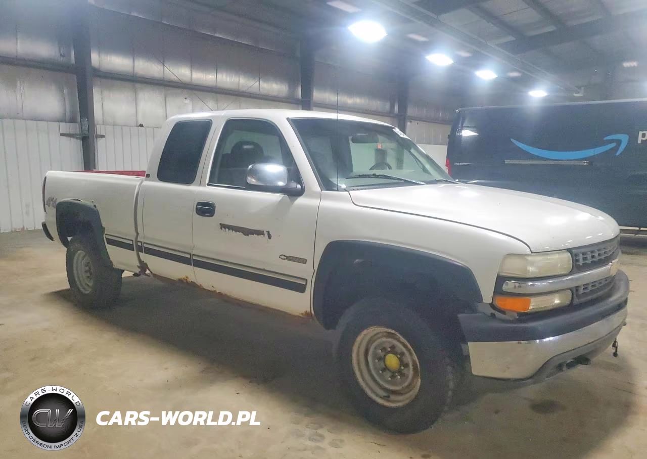 1999 Chevrolet Silverado K2500 VIN:1GCGK29U7XZ210854 - 4