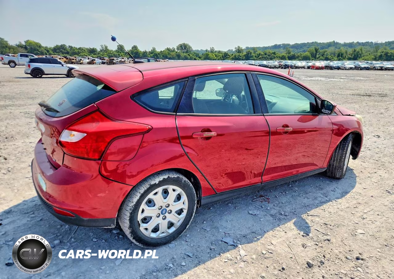 2012 Ford Focus Se VIN:1FAHP3K23CL221938 - 3