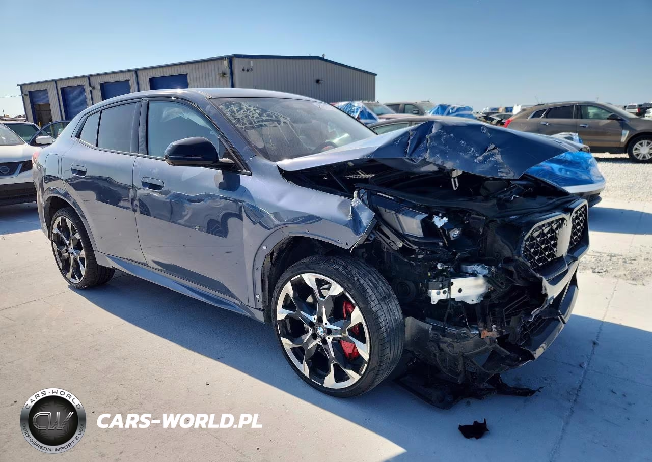 2025 BMW X2 xDrive28I VIN:WBX63GM00S5259360 - 4