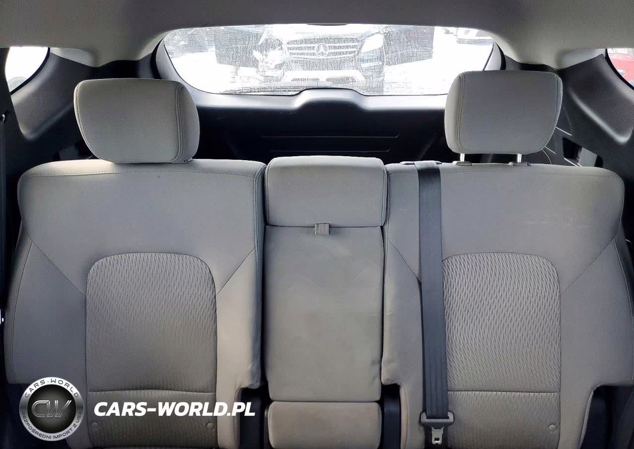 2016 Hyundai Santa Fe Sport 2.4L VIN:5XYZT3LB7GG348900 - 10