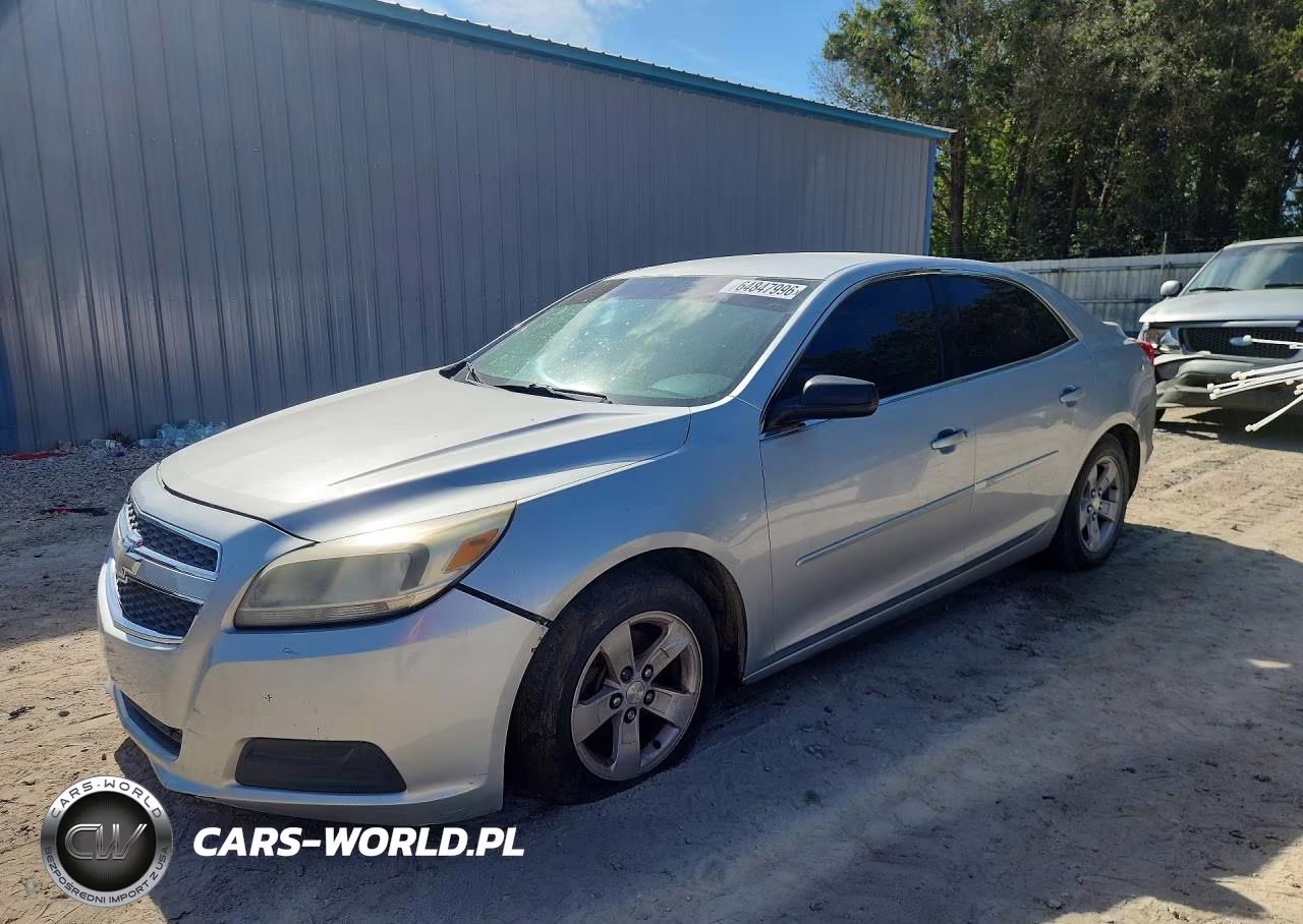 2013 Chevrolet Malibu Ls – zdjęcie 1 z 12