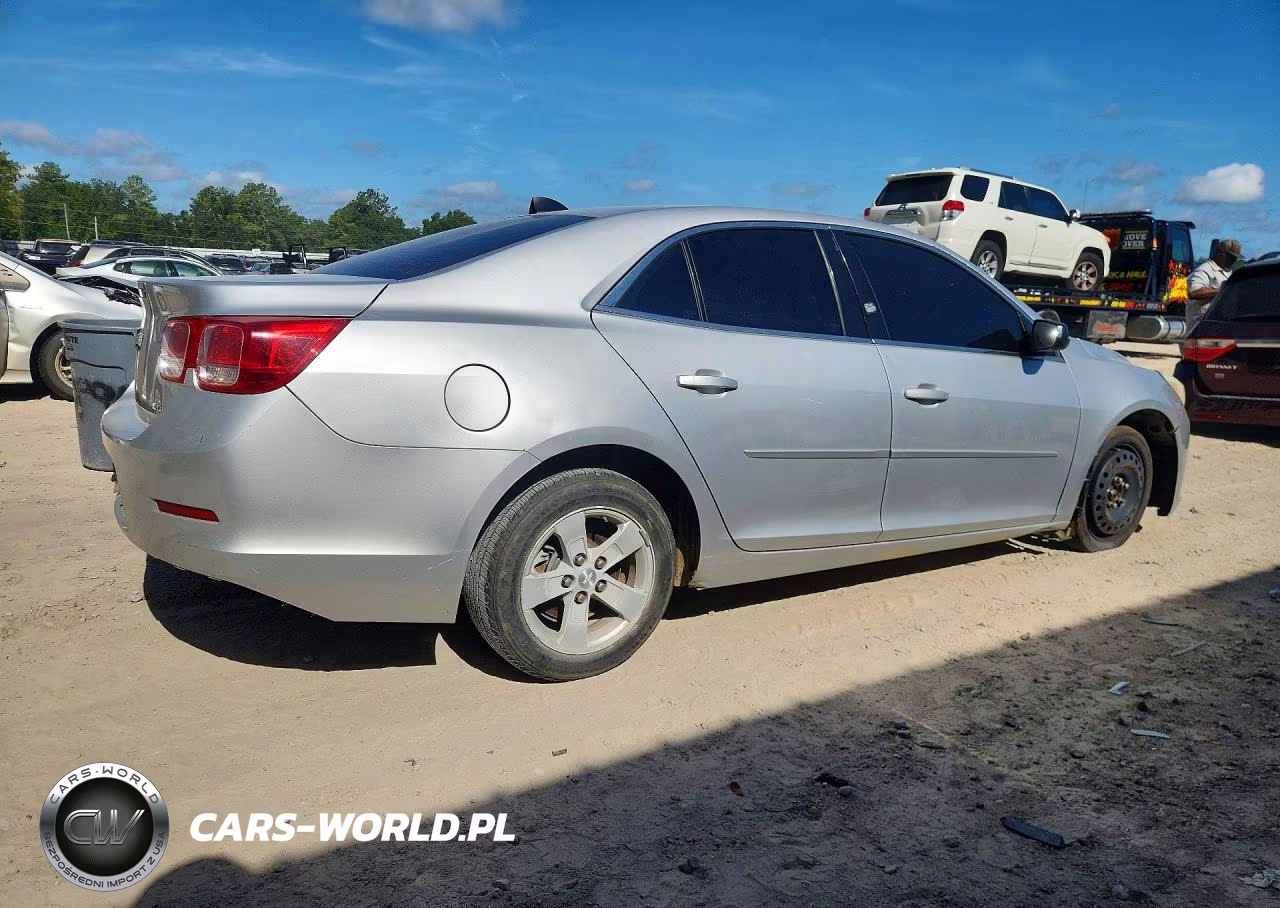 2013 Chevrolet Malibu Ls VIN:1G11A5SA5DF316431 - 3