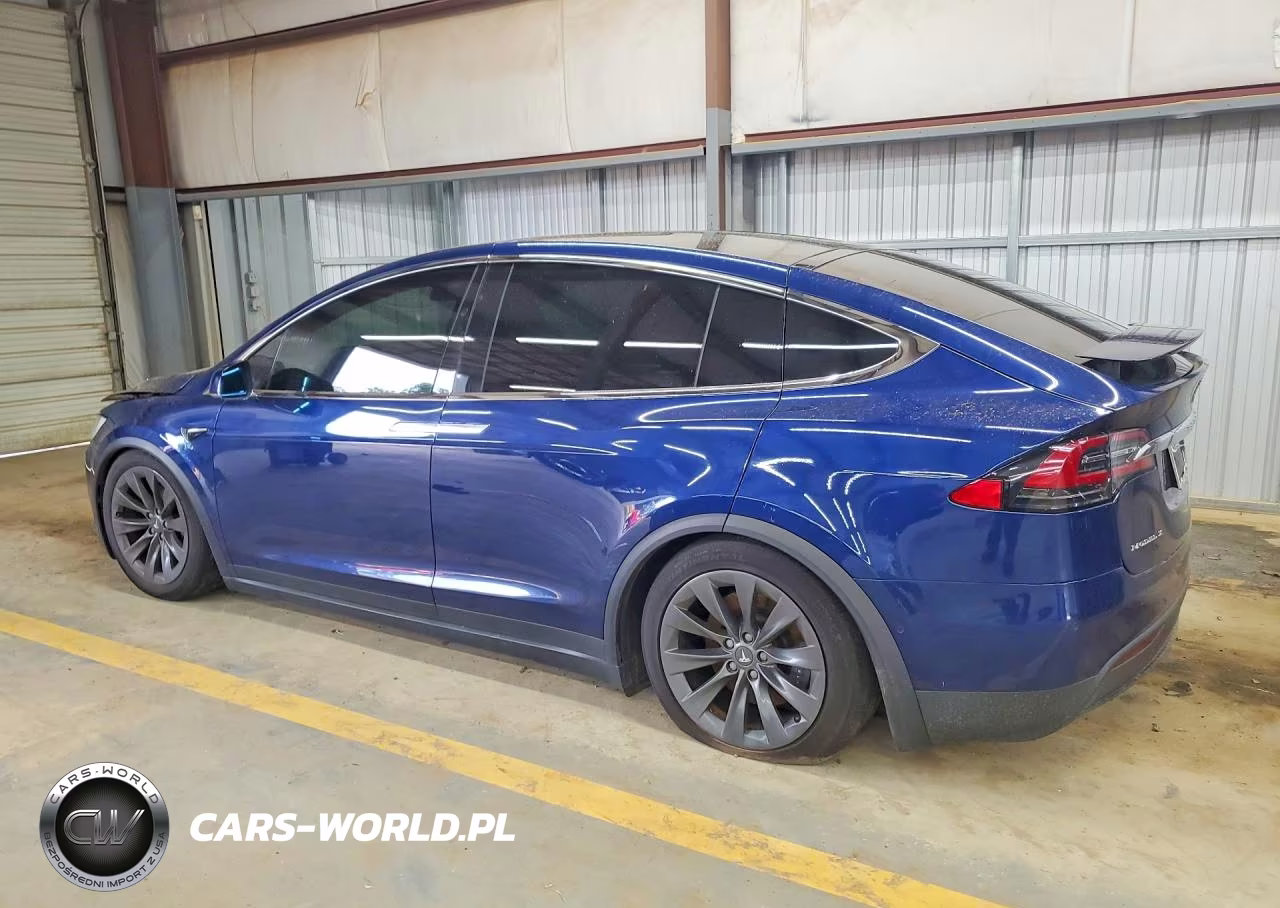 2018 Tesla Model X VIN:5YJXCBE27JF100935 - 2