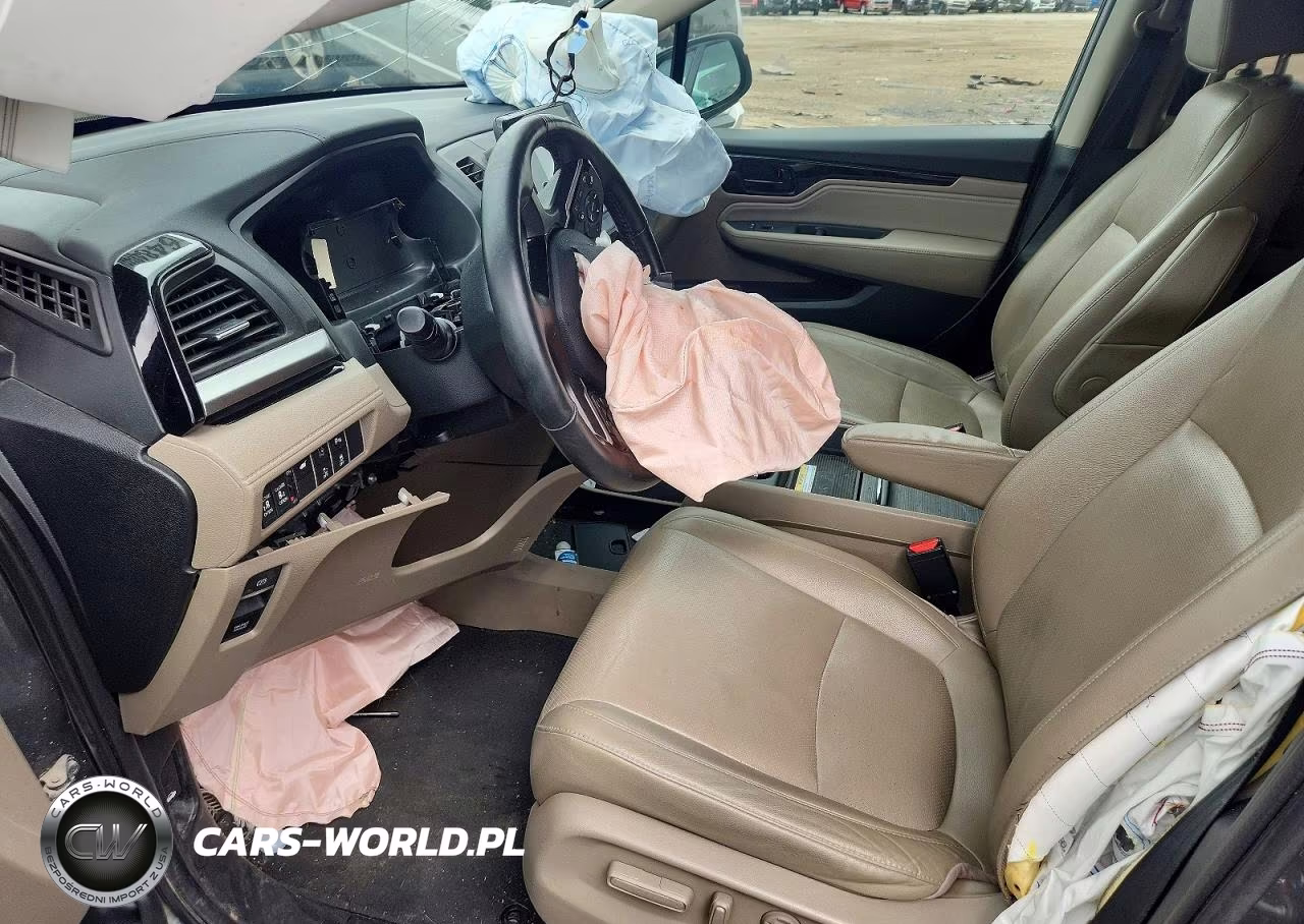 2018 Honda Odyssey Elite VIN:5FNRL6H98JB101312 - 7