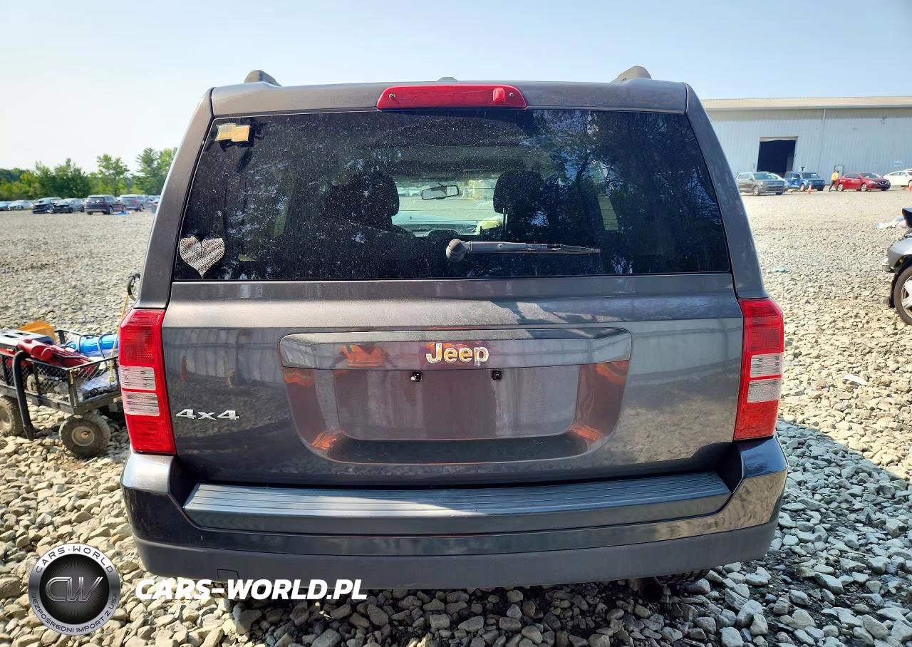 2016 Jeep Patriot Sport VIN:1C4NJRBB8GD779107 - 6