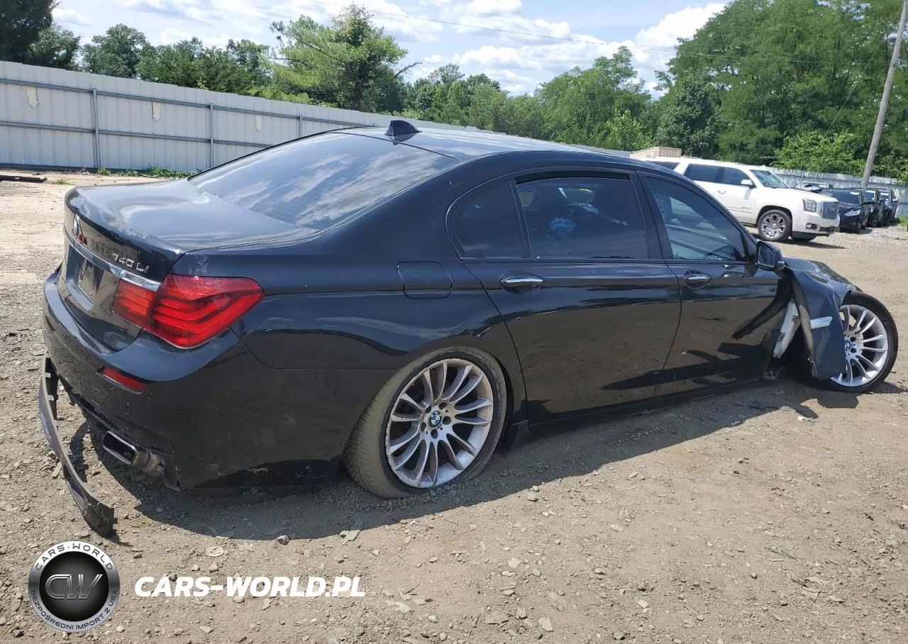 2015 BMW 740 Lxi VIN:WBAYF4C51FGS99236 - 3