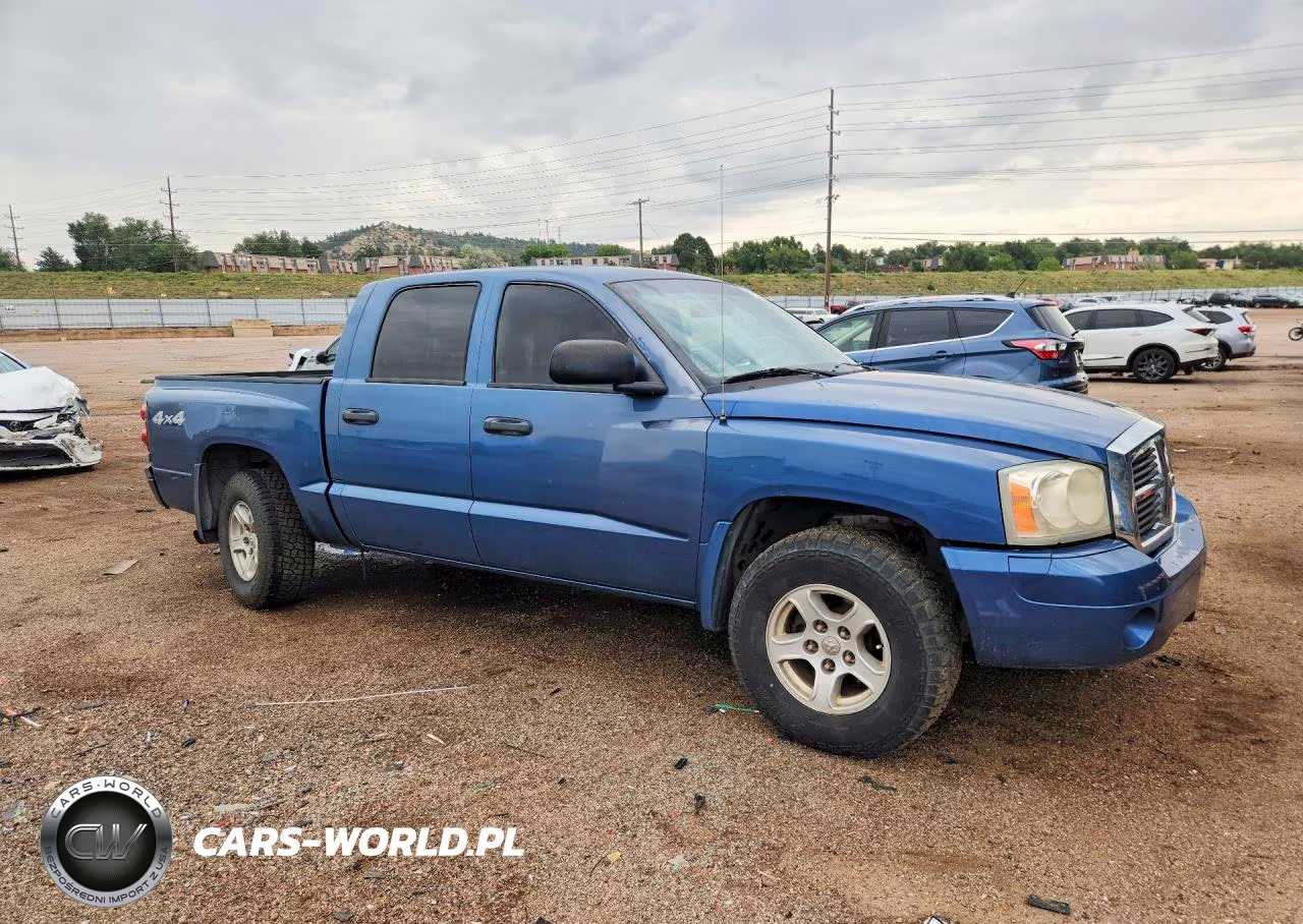 2005 Dodge Dakota Quad Slt VIN:1D7HW48N85S345884 - 4