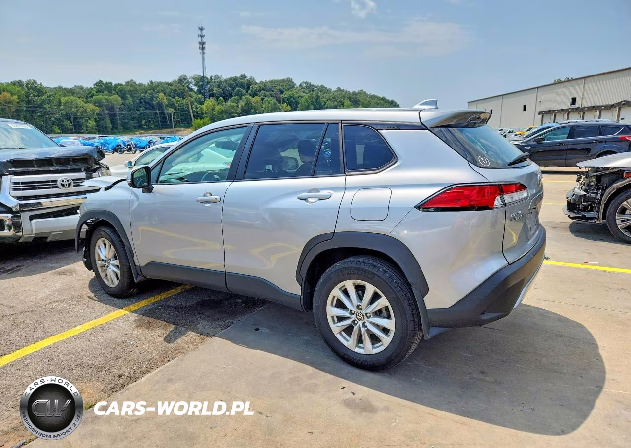 2024 Toyota Corolla Cross Le VIN:7MUCAAAG7RV097516 - 2