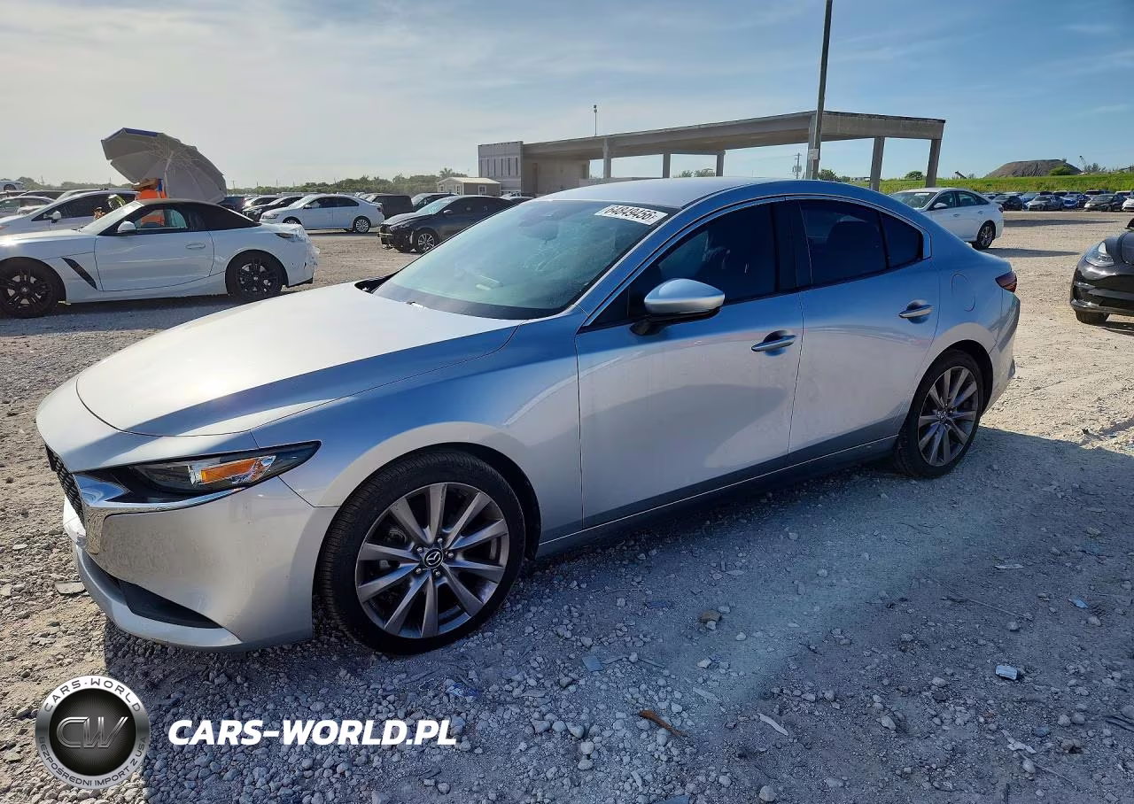 2020 Mazda 3 Select