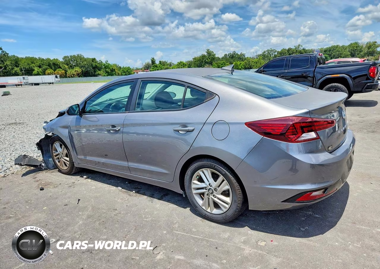 2019 Hyundai Elantra Sel VIN:5NPD84LFXKH417097 - 2