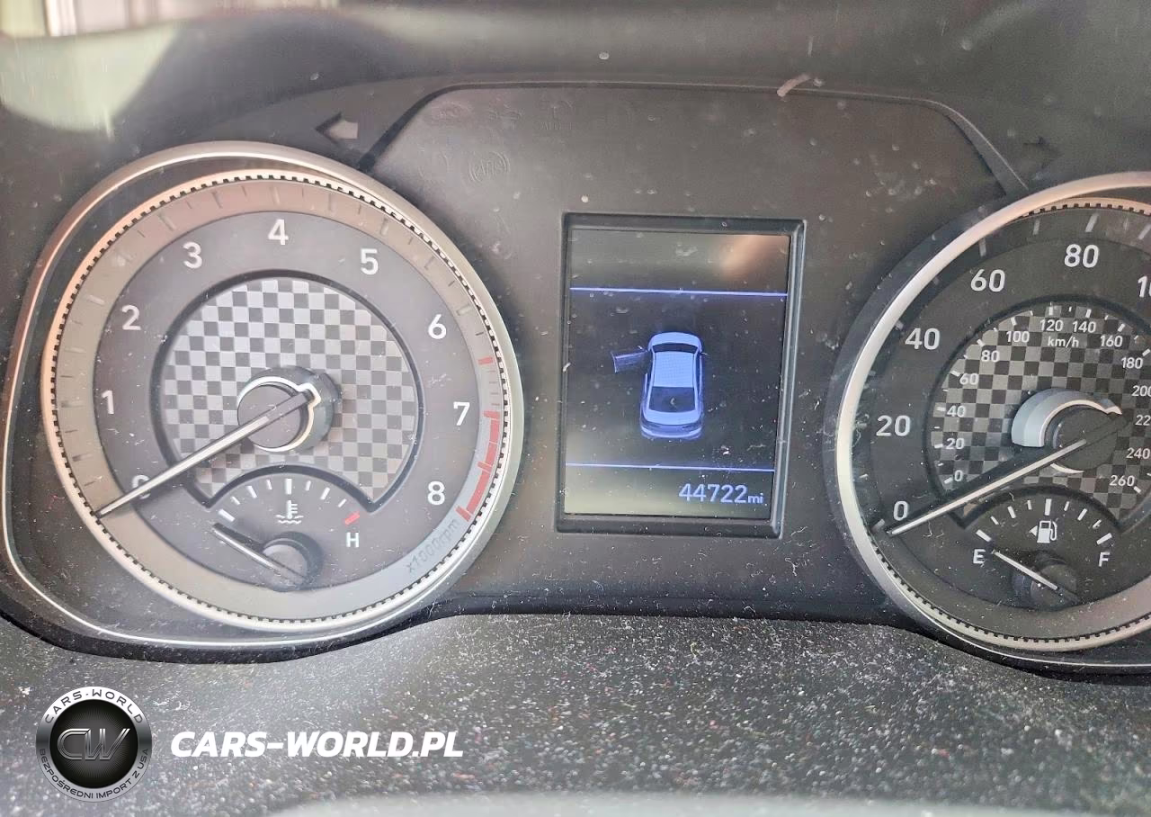 2019 Hyundai Elantra Sel VIN:5NPD84LFXKH417097 - 9