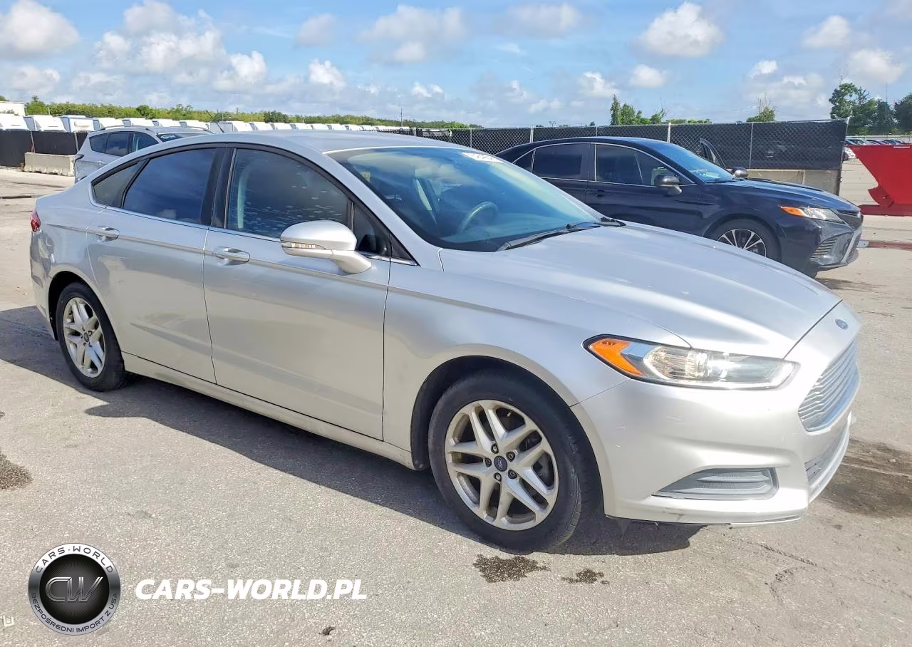2014 Ford Fusion Se VIN:3FA6P0HD1ER118892 - 4