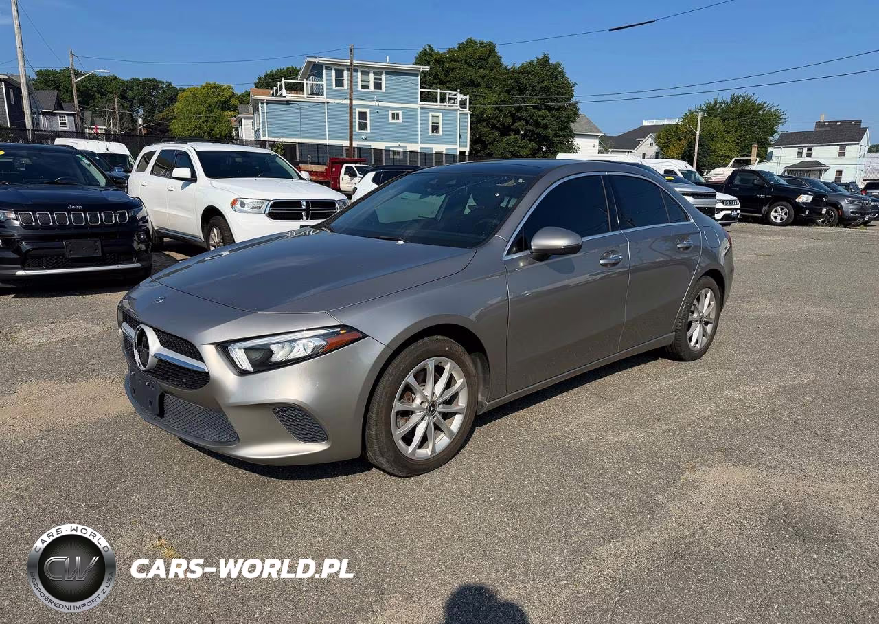 2019 Mercedes-Benz A 220 4Matic VIN:WDD3G4FB0KW024667 - 2