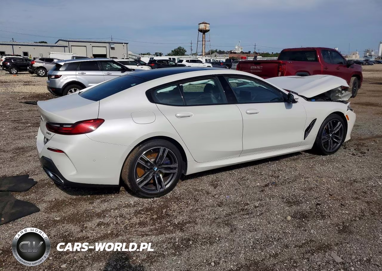 2023 BMW 840Xi VIN:WBAGV4C04PCL65628 - 3