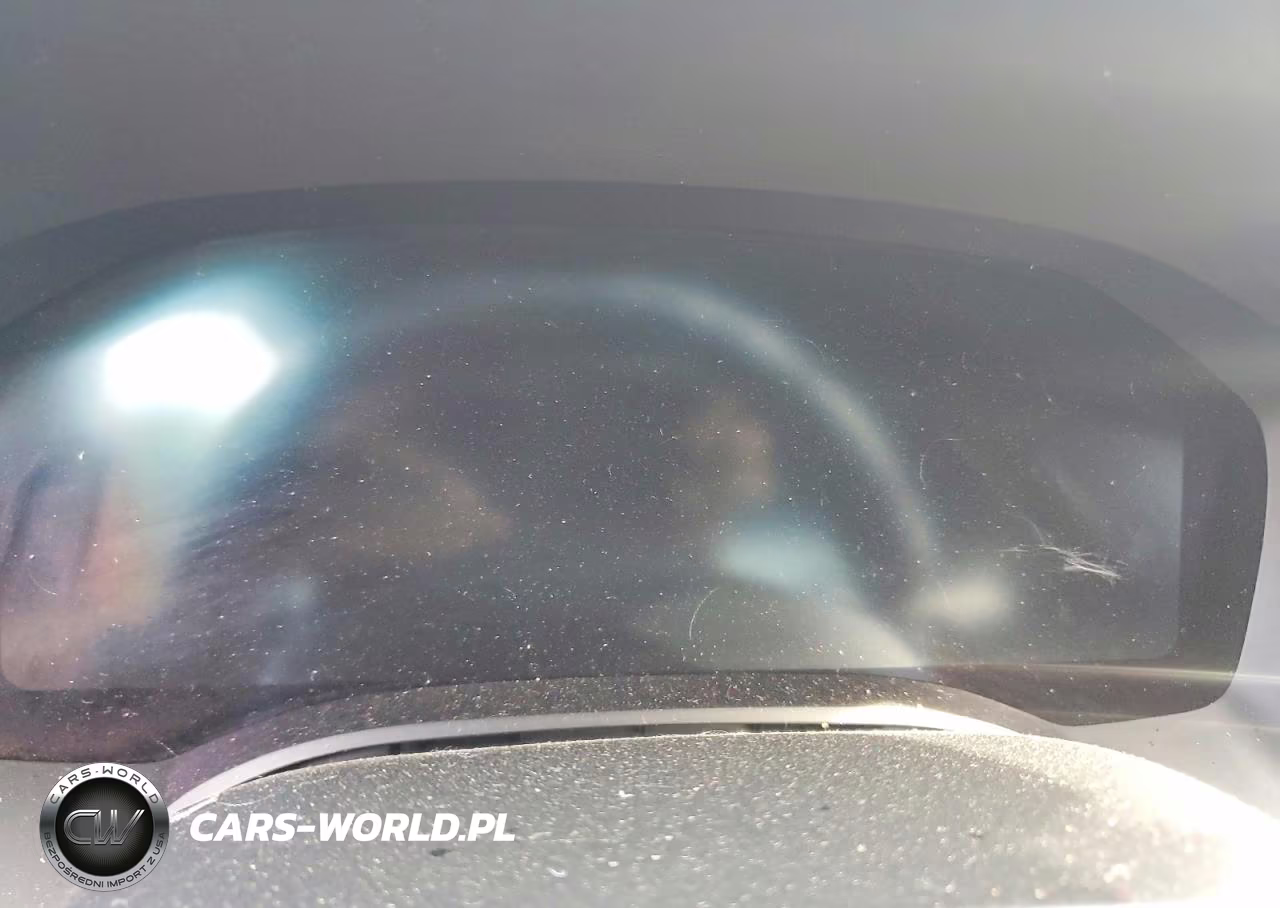 2023 BMW 840Xi VIN:WBAGV4C04PCL65628 - 9
