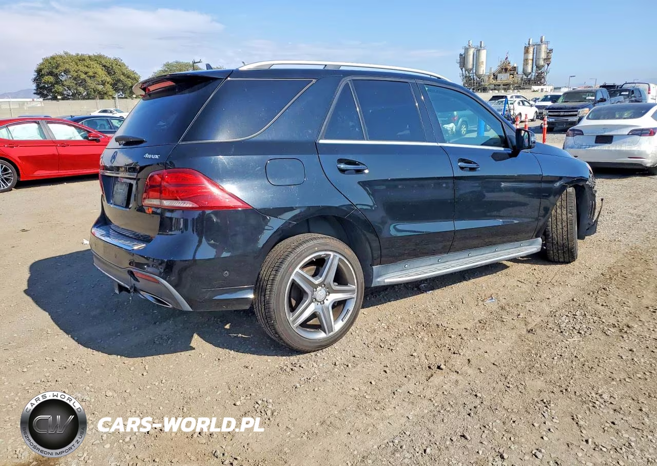 2016 Mercedes-Benz Gle 400 4Matic VIN:4JGDA5GB9GA652747 - 3