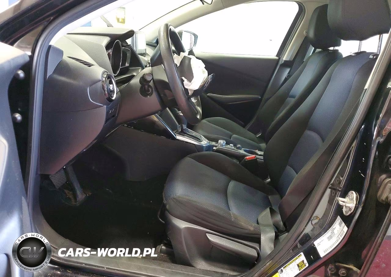 2016 Scion Ia Base VIN:3MYDLBZV7GY137991 - 7