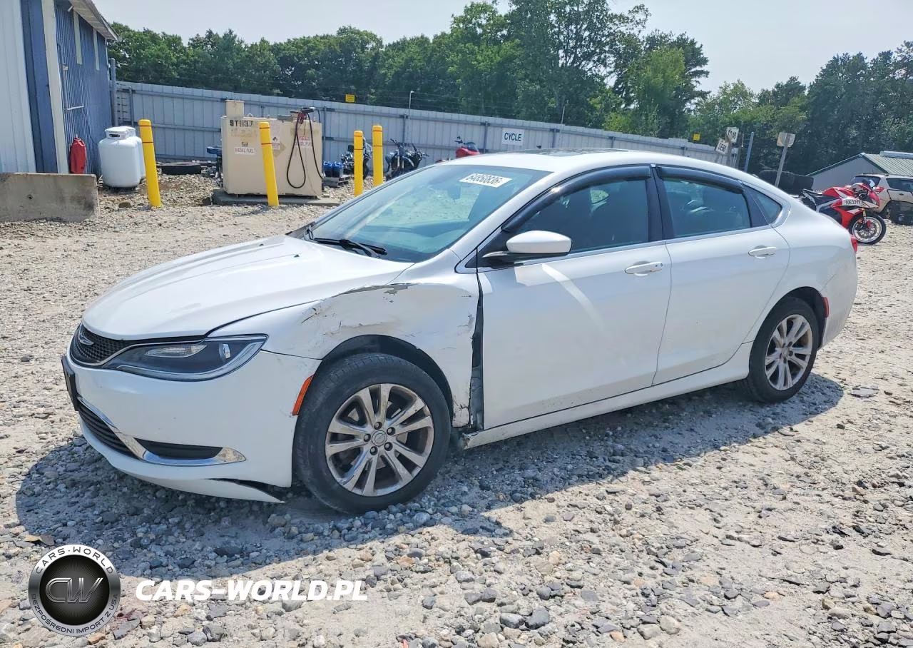 2015 Chrysler 200 Limited VIN:1C3CCCAB2FN608723 - 1